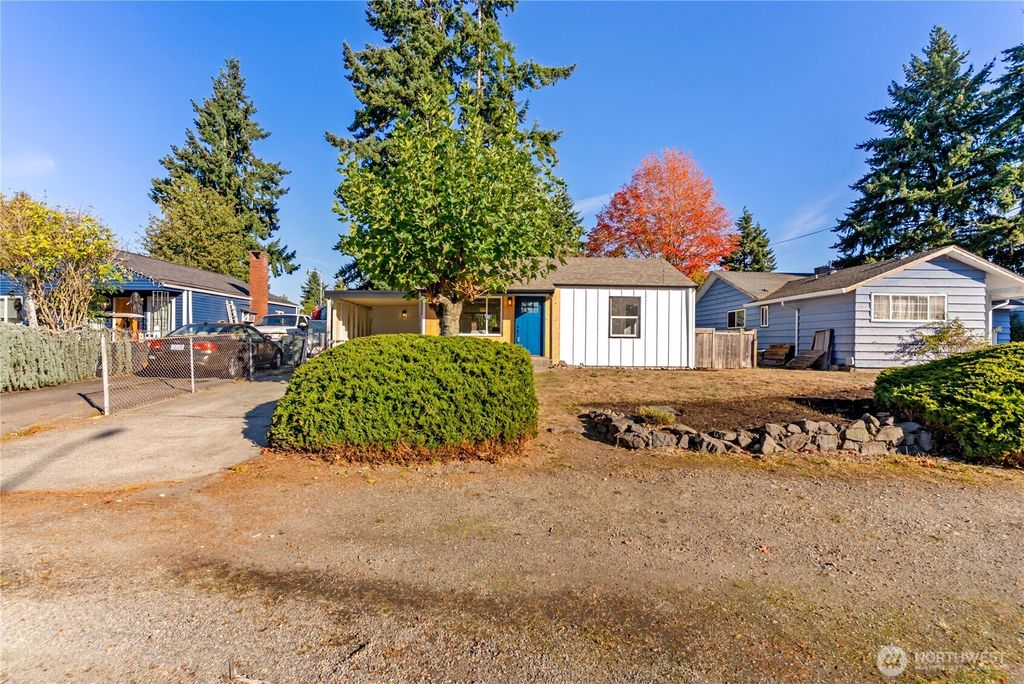 Photo of 1105 115th Street S, Tacoma, WA 98444 (MLS # 2445731)
