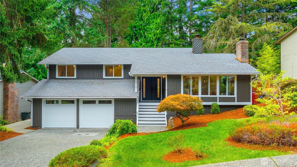 Photo of 19727 41st Avenue NE, Lake Forest Park, WA 98155 (MLS # 2429337)