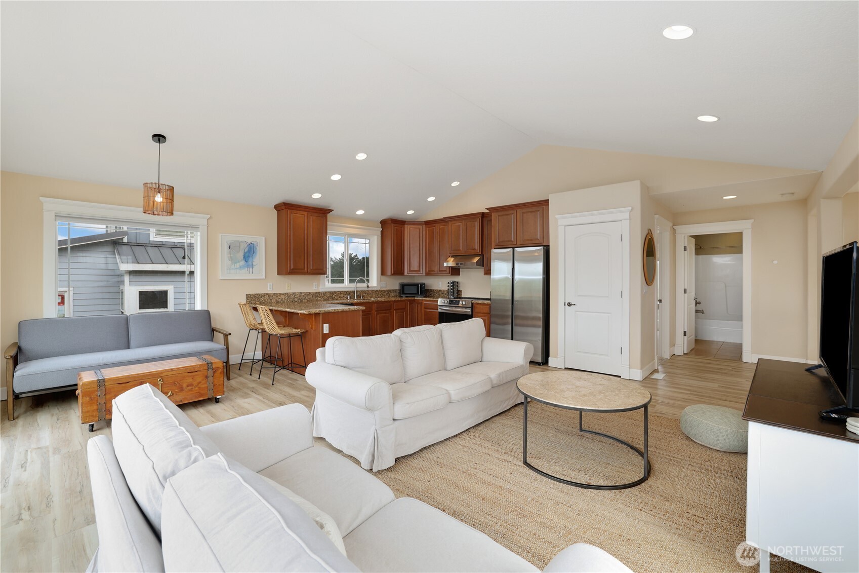 105 Sand Dune Avenue NW