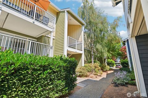 300 N 130th Street Unit 8302, Seattle, WA 98133 - MLS#: 2359606