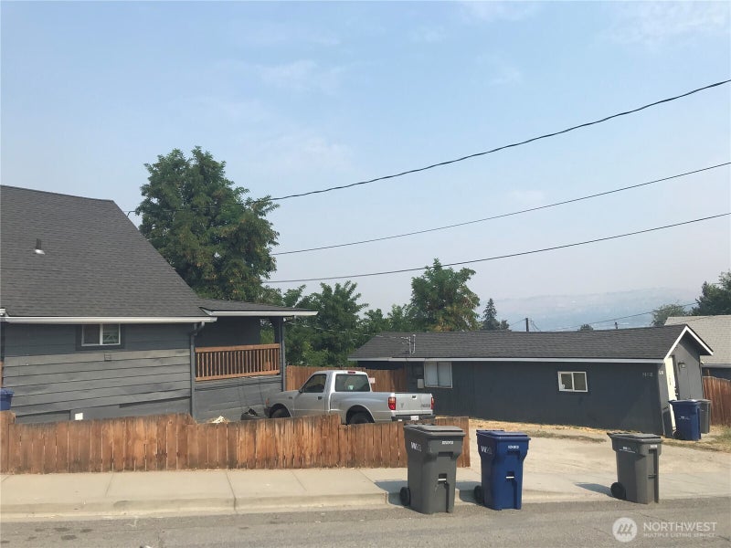 541 Walker Avenue