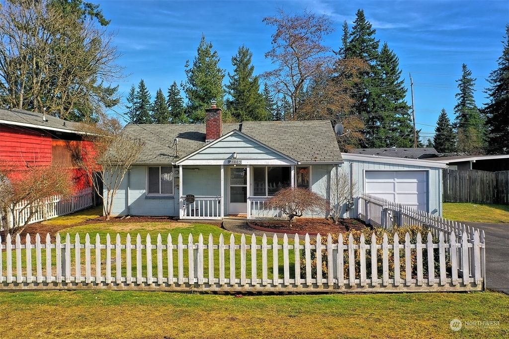 Photo of 21705 53rd Avenue W, Mountlake Terrace, WA 98043 (MLS # 2196106)