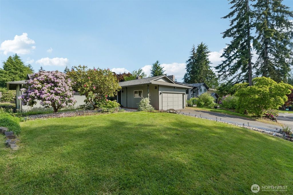 Photo of 2026 Timber Trl TRL, Bothell, WA 98012 (MLS # 2528022)