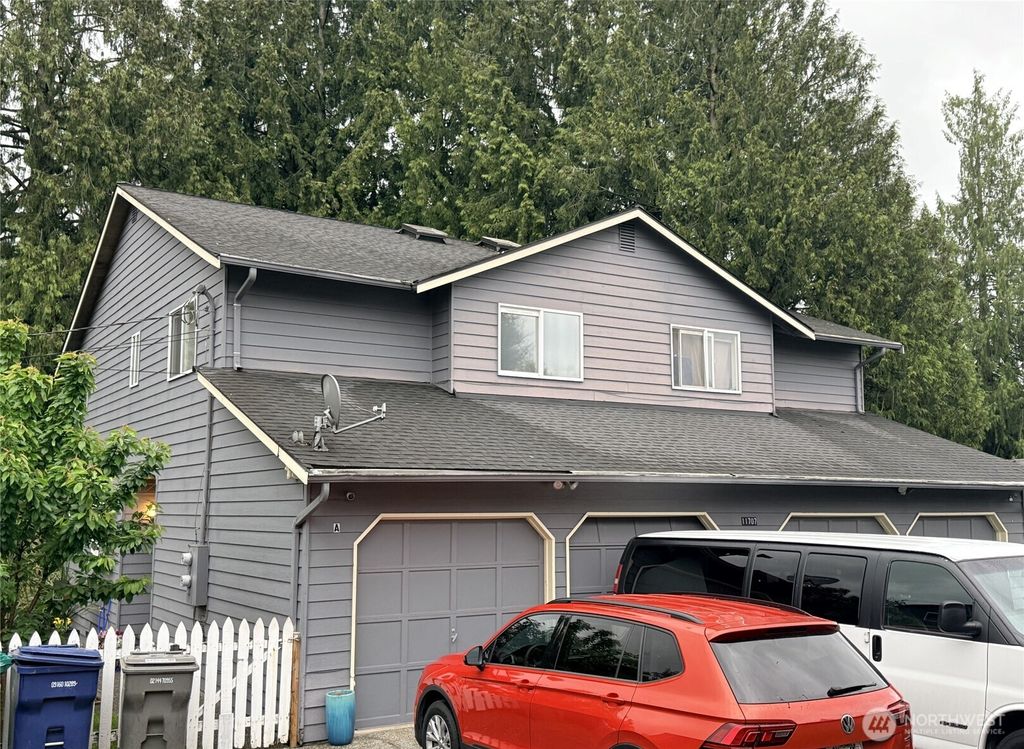 Photo of 11707 Center Road, Everett, WA 98204 (MLS # 2527549)