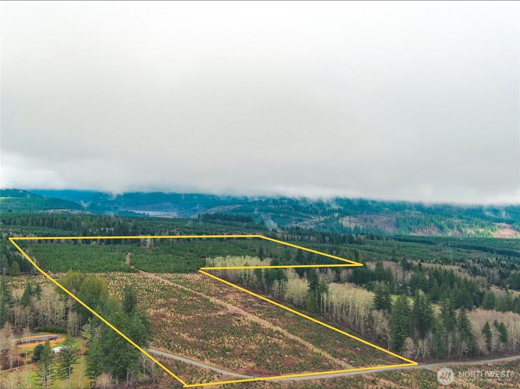 Photo of 2 xxx Snow Creek Road, Quilcene, WA 98376 (MLS # 2461062)