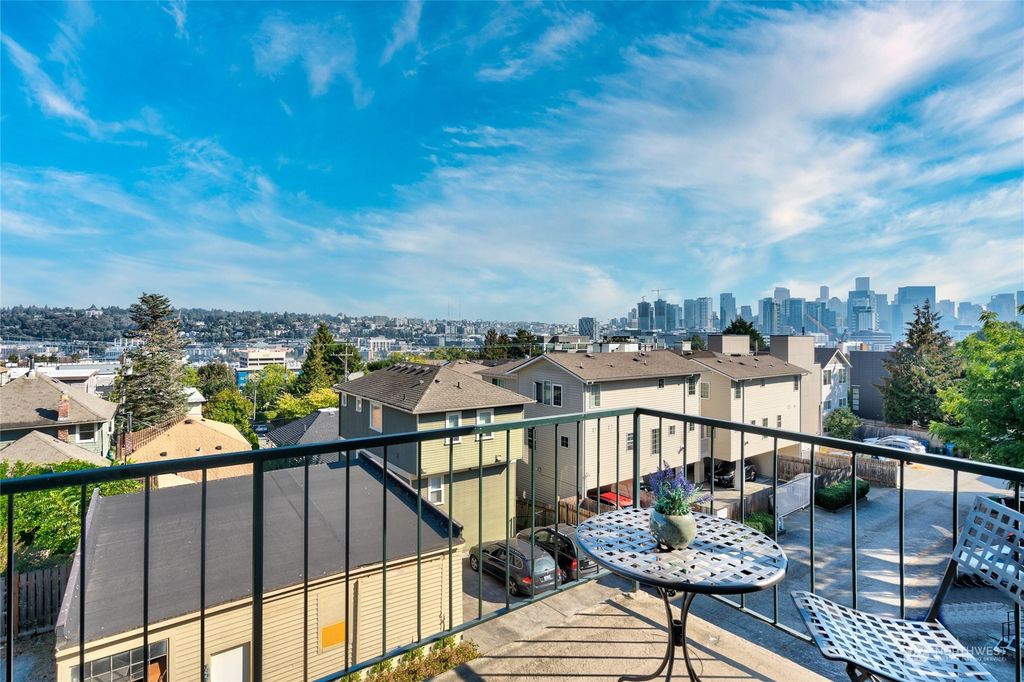 Photo of 1234 Taylor Avenue N #202, Seattle, WA 98109 (MLS # 2001003)