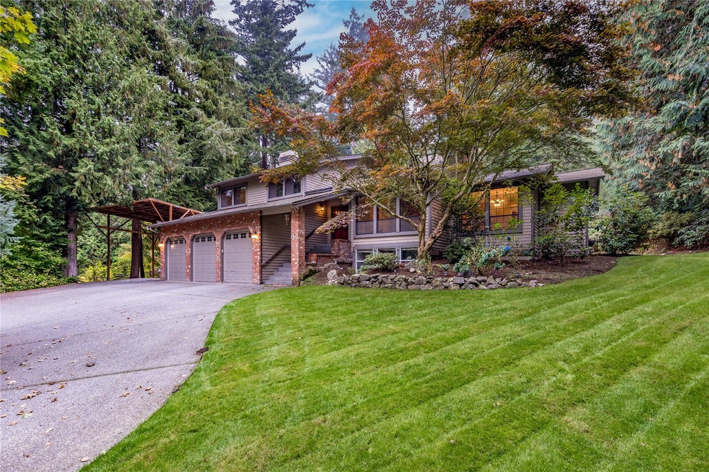 Photo of 17752 SE 173 Place, Renton, WA 98058 (MLS # 2597820)