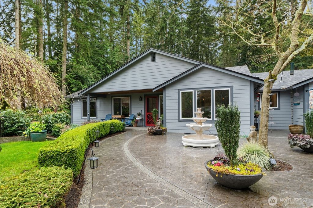 Photo of 20623 Mainland View Place NE, Suquamish, WA 98392 (MLS # 2508720)