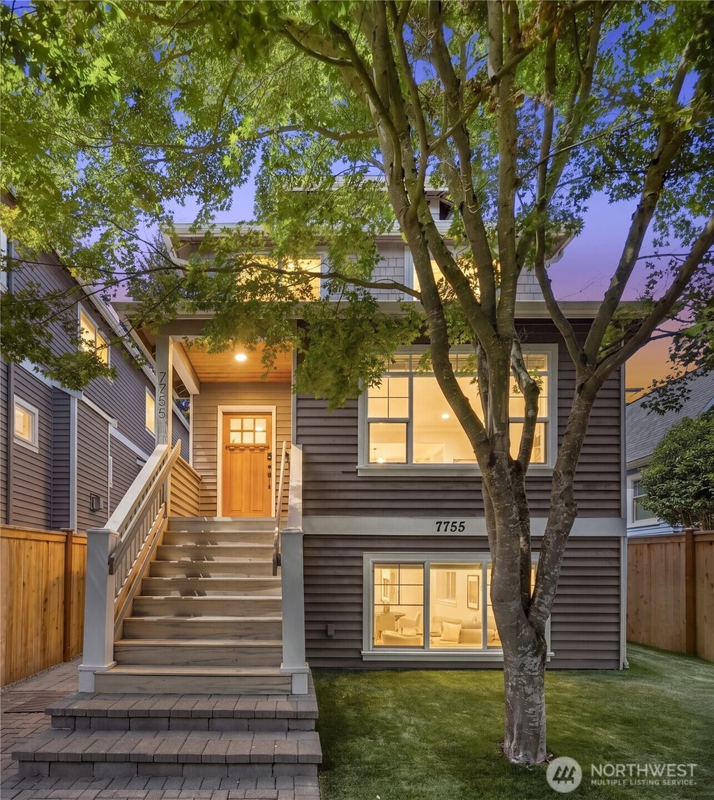 Photo of 7755 35th Avenue NE, Seattle, WA 98115 (MLS # 2584003)