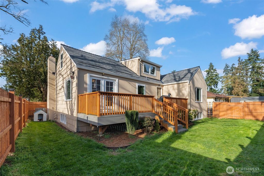 Photo of 3749 S 166th Street, SeaTac, WA 98188 (MLS # 2348017)