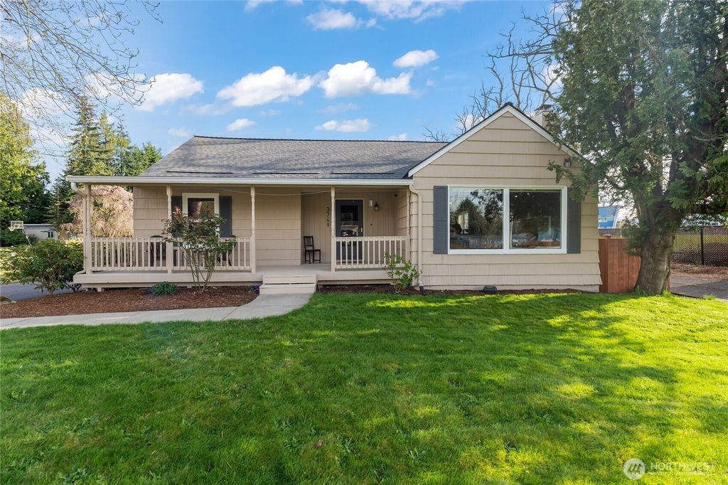 Photo of 3749 S 166th Street, SeaTac, WA 98188 (MLS # 2348017)