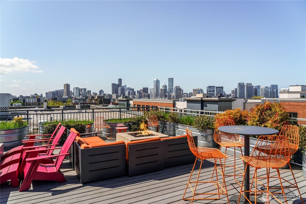 Photo of 530 Broadway E #314, Seattle, WA 98102 (MLS # 2504660)