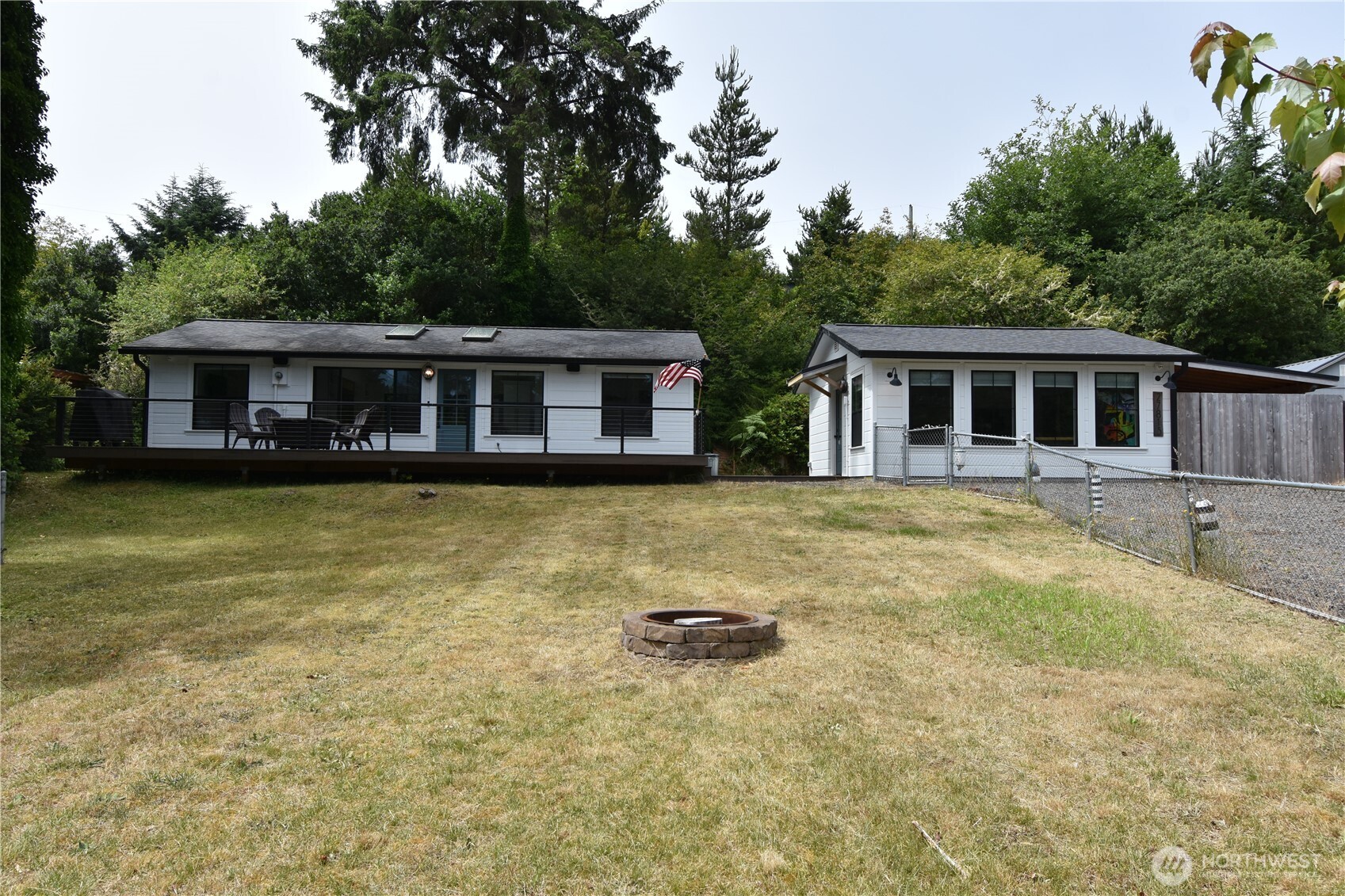 27813 L Place