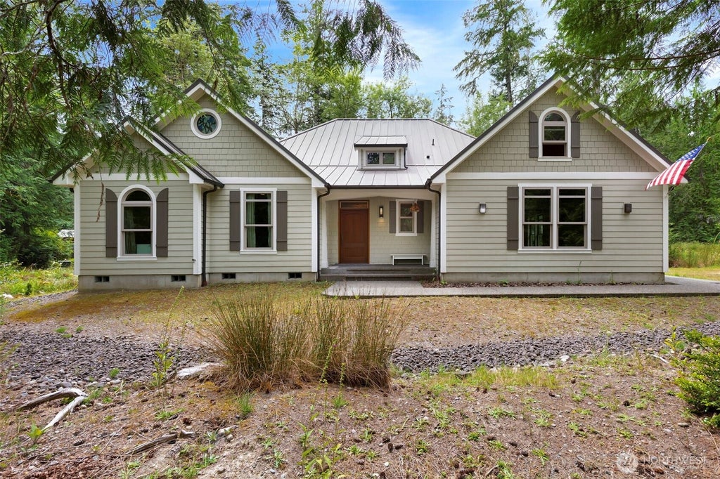 Photo of 150 E Barnacle Boulevard, Shelton, WA 98584 (MLS # 2547277)