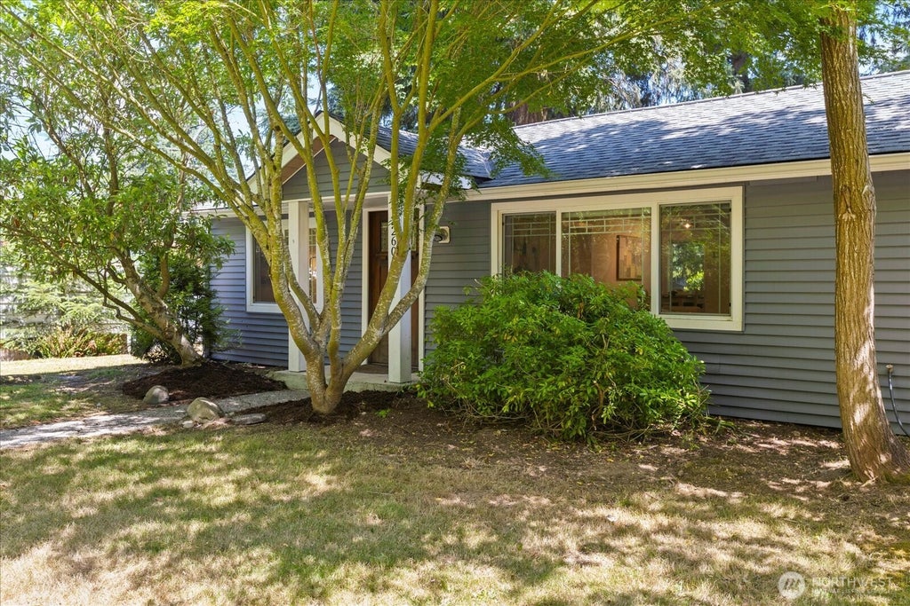 Photo of 22605 61st Avenue W, Mountlake Terrace, WA 98043 (MLS # 2542436)