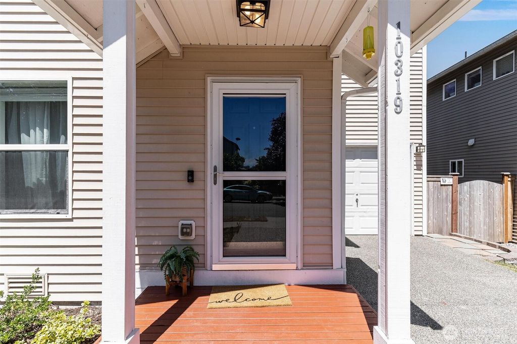 Photo of 10319 24th Street SE, Lake Stevens, WA 98258 (MLS # 2401485)