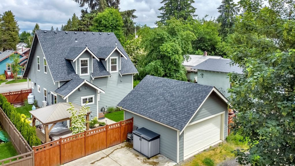 Photo of 32035 E Reitze Street, Carnation, WA 98014 (MLS # 1954572)