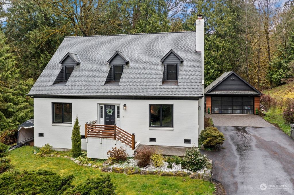 Photo of 18733 131st Drive SE, Snohomish, WA 98296 (MLS # 2054868)