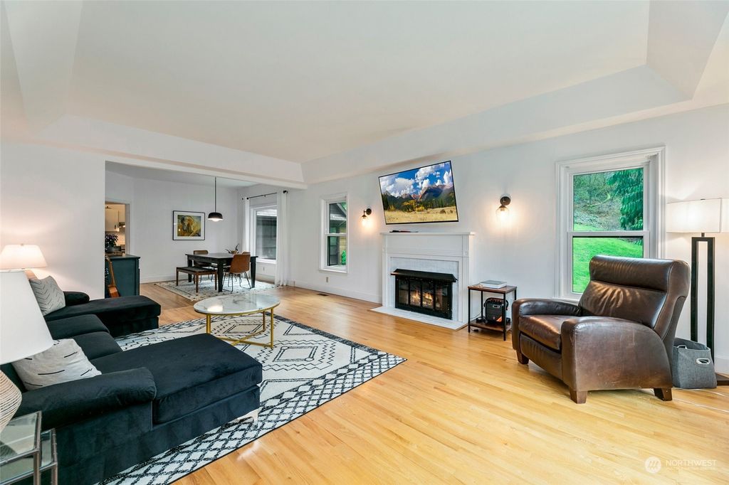 Photo of 18733 131st Drive SE, Snohomish, WA 98296 (MLS # 2054868)