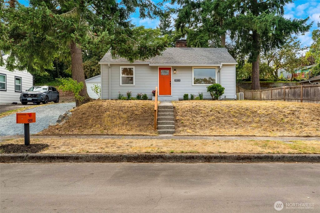 Photo of 9819 32nd Ave Ave SW, Seattle, WA 98126 (MLS # 2422305)