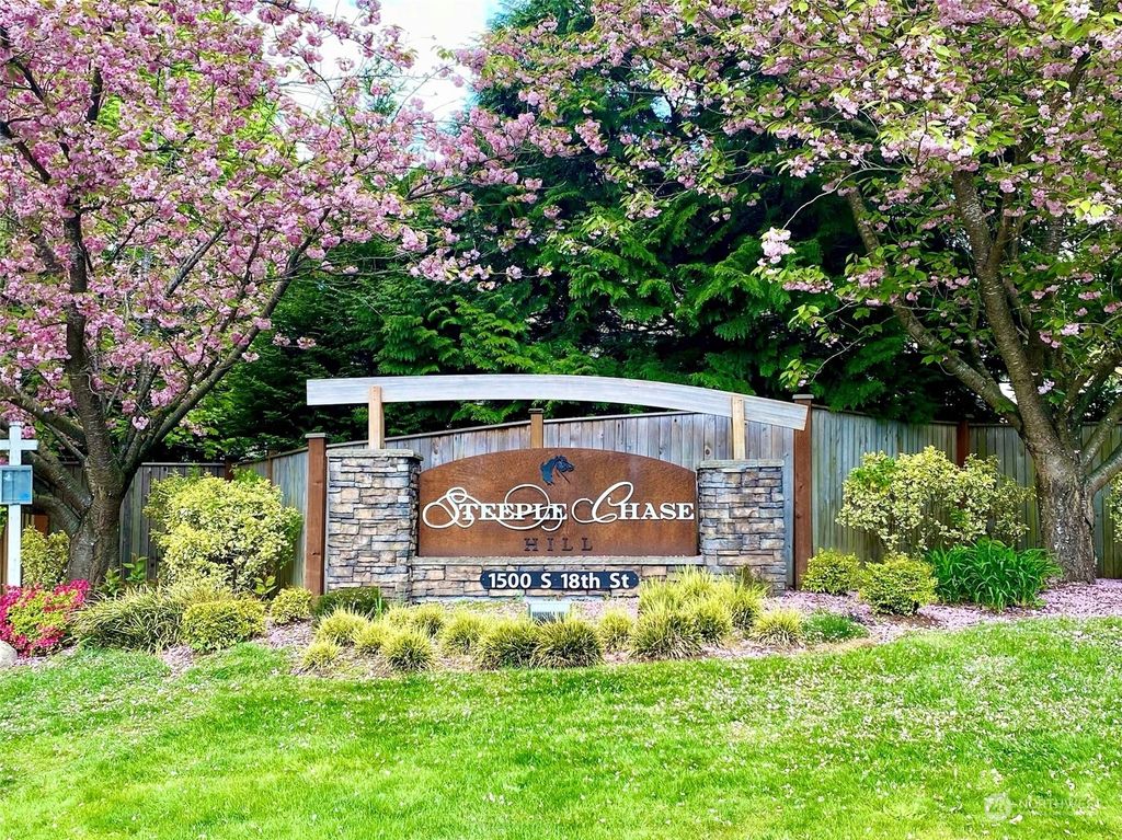 Photo of 1500 S 18th Street #F201, Renton, WA 98055 (MLS # 2031812)
