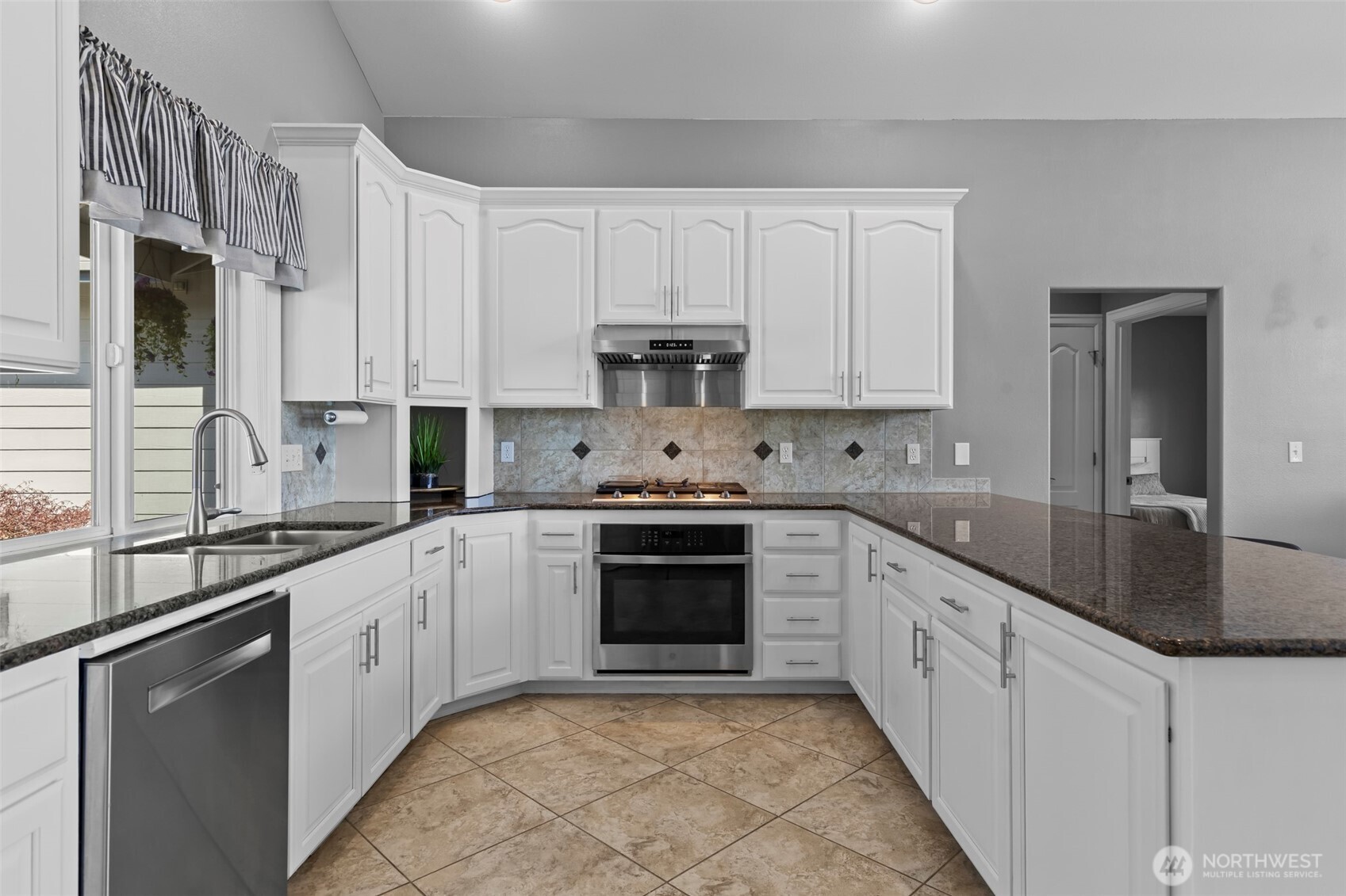 10111 252nd Street E