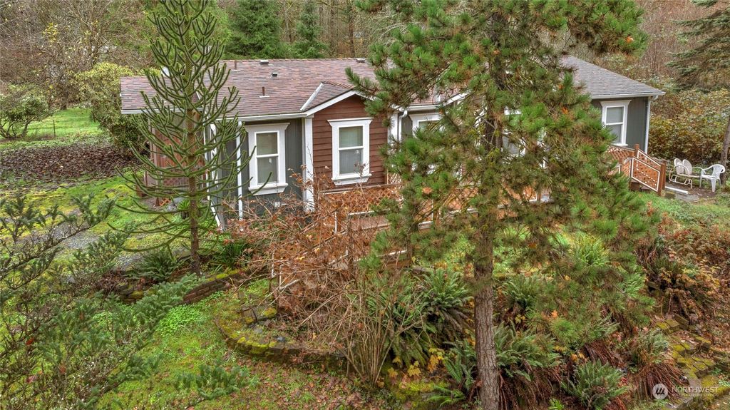 Photo of 22109 N River Drive, Granite Falls, WA 98252 (MLS # 2181984)