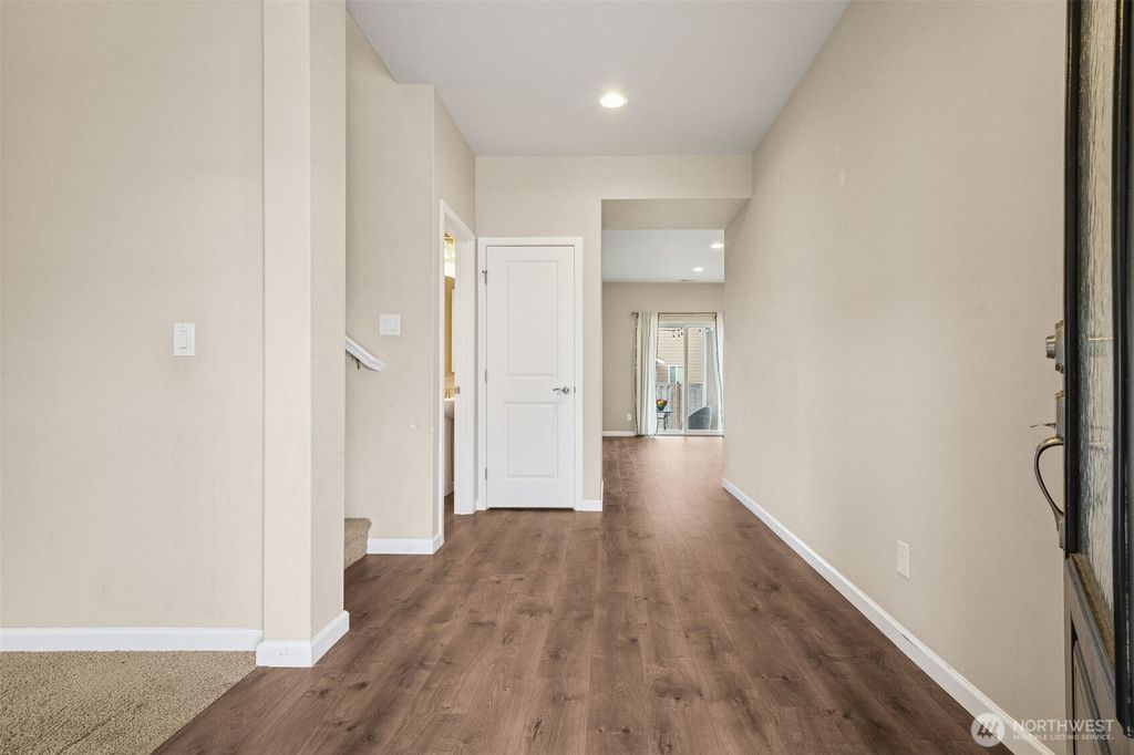 Photo of 228 Holdener Lane N, Enumclaw, WA 98022 (MLS # 2486075)