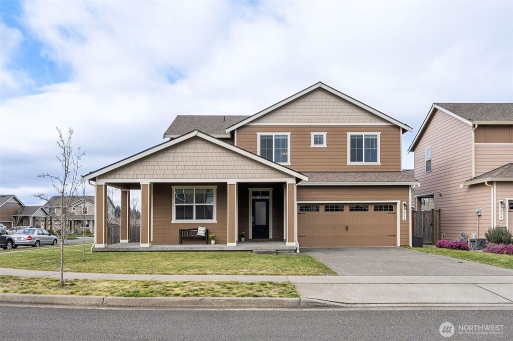 Photo of 228 Holdener Lane N, Enumclaw, WA 98022 (MLS # 2486075)