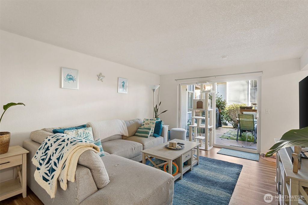 Photo of 17301 NE 45th Street #87, Redmond, WA 98052 (MLS # 2481711)