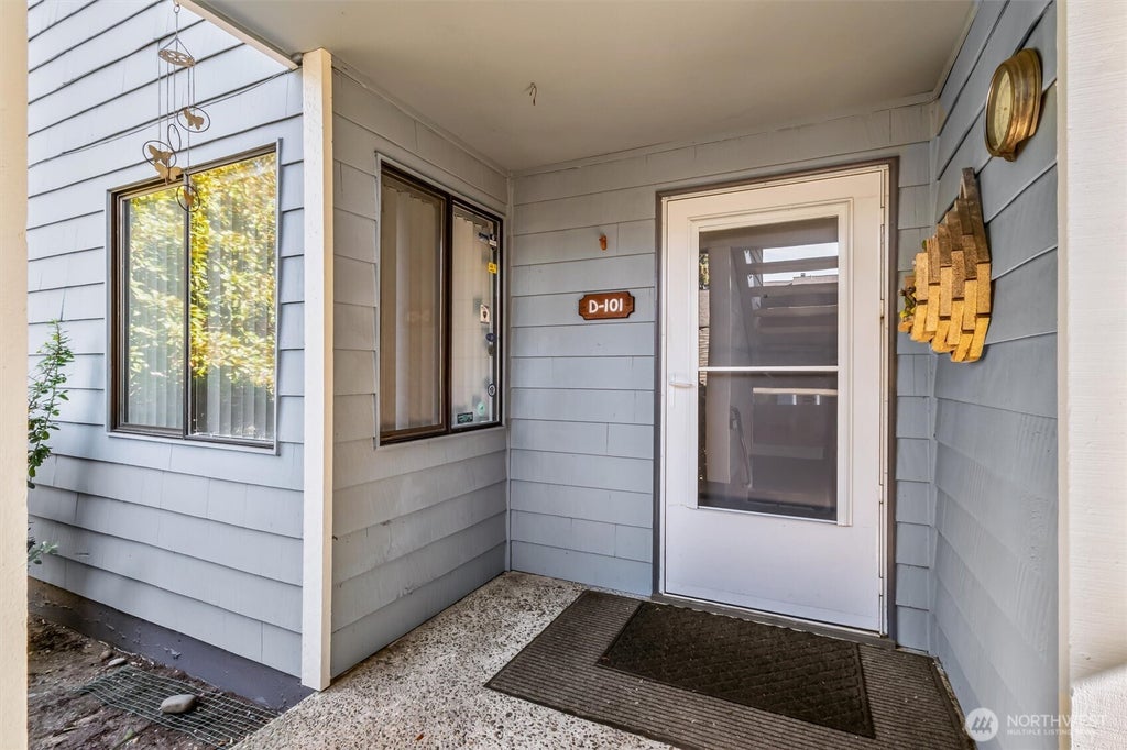 Photo of 2644 S 226th Street #D101, Des Moines, WA 98198 (MLS # 2589647)