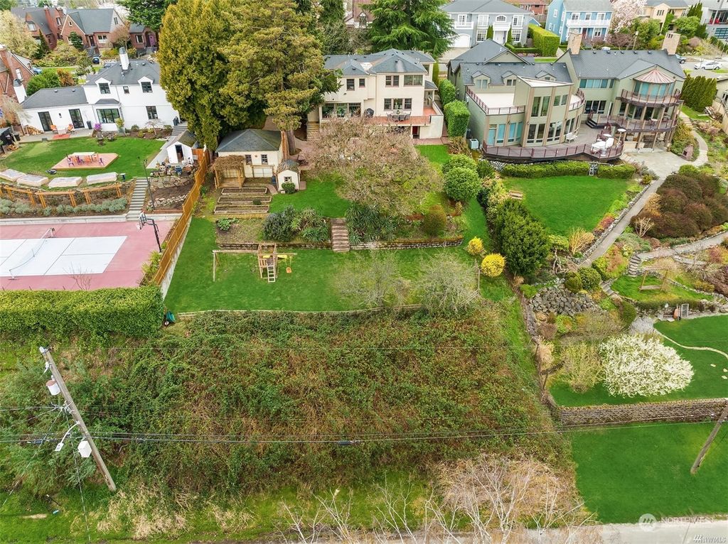 Photo of 3838 Cascadia Avenue S, Seattle, WA 98118 (MLS # 2029465)