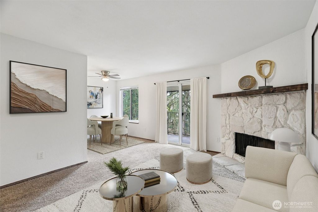 Photo of 10125 SE 235th Place #C306, Kent, WA 98031 (MLS # 2494381)