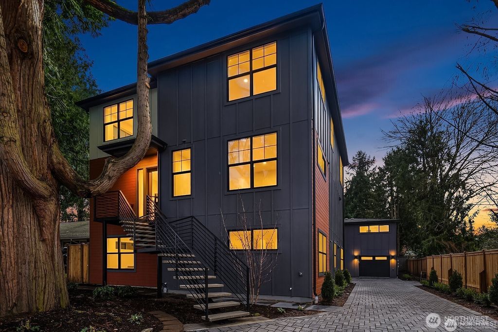 Photo of 2615 NE 87th Street, Seattle, WA 98115 (MLS # 2516067)
