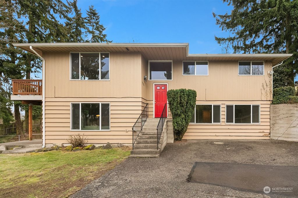 Photo of 19026 47th Avenue S, SeaTac, WA 98188 (MLS # 2038685)
