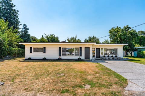 Photo of 20820 W Jordan Road, Burlington, WA 98233 (MLS # 2564382)