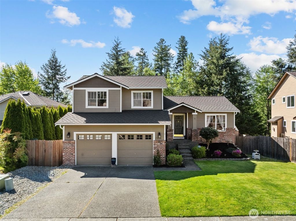 Photo of 15216 55th Avenue SE, Everett, WA 98208 (MLS # 2372982)