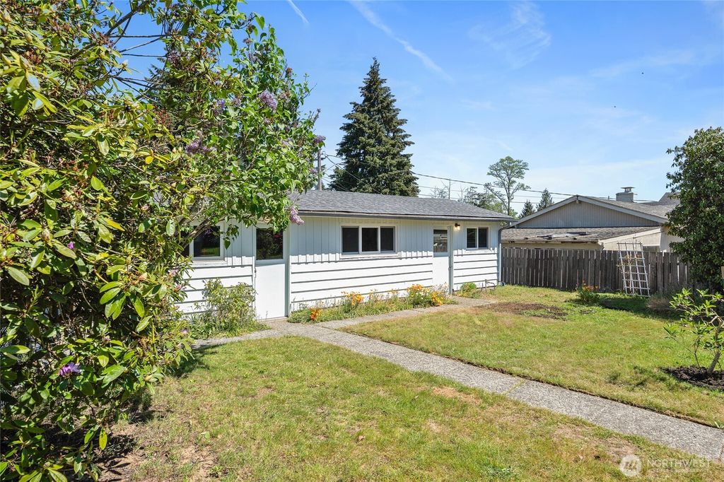 Photo of 12022 2nd Avenue SW, Seattle, WA 98146 (MLS # 2521698)