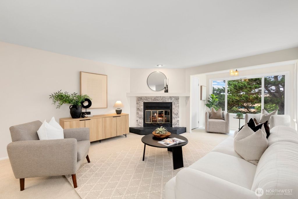 Photo of 150 NE 95TH Street #302, Seattle, WA 98115 (MLS # 2547635)