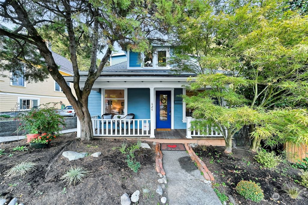 Photo of 424 N 67th Street, Seattle, WA 98103 (MLS # 2162089)