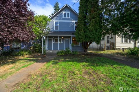 Photo of 1234 Grant Street, Bellingham, WA 98225 (MLS # 2430810)