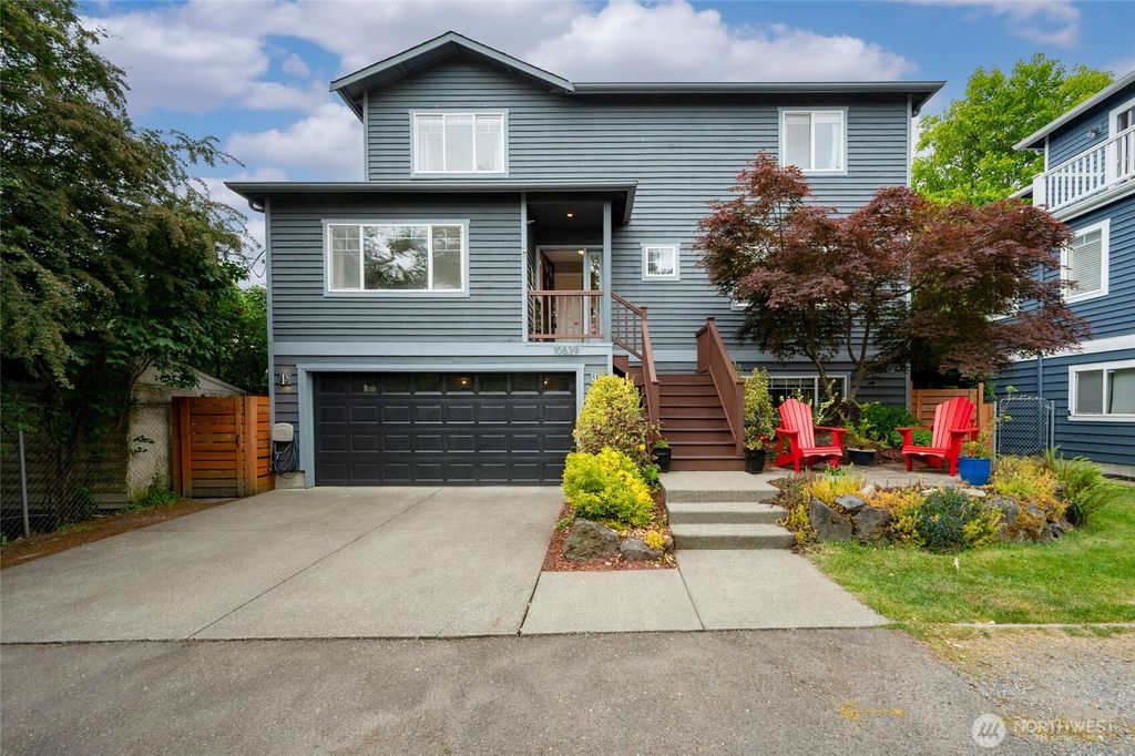 Photo of 10839 35th Avenue SW, Seattle, WA 98146 (MLS # 2364831)