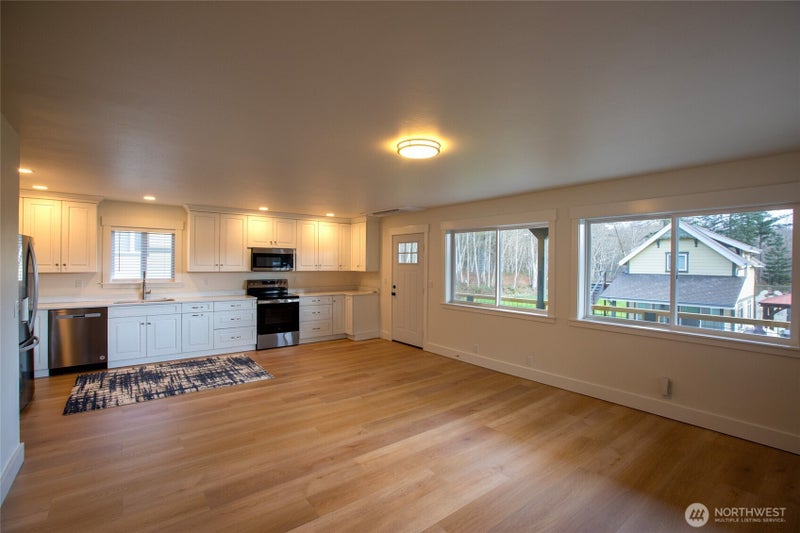329 Snowberry Lane