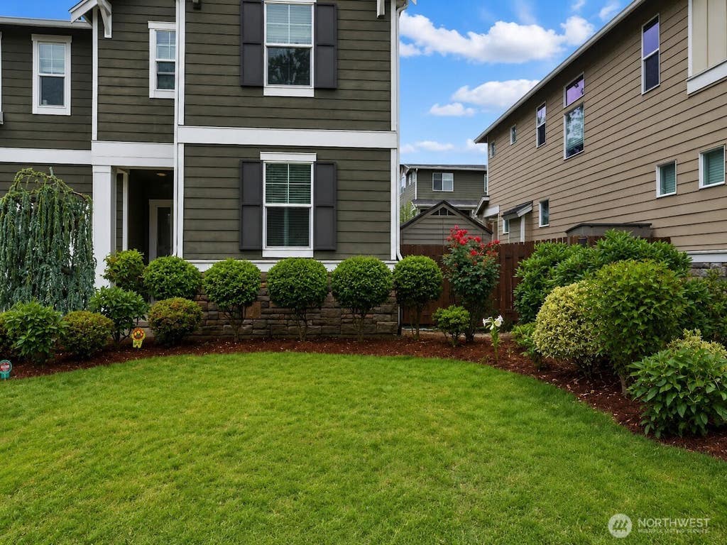 Photo of 4960 S 325th Court, Auburn, WA 98001 (MLS # 2552846)