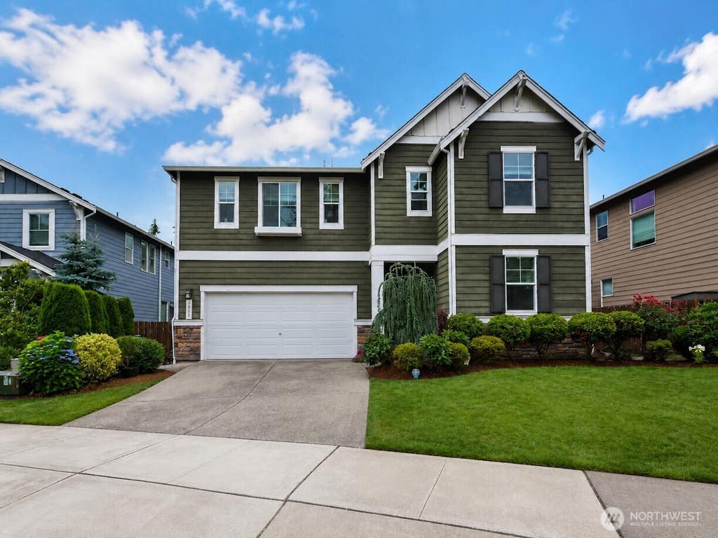 Photo of 4960 S 325th Court, Auburn, WA 98001 (MLS # 2552846)