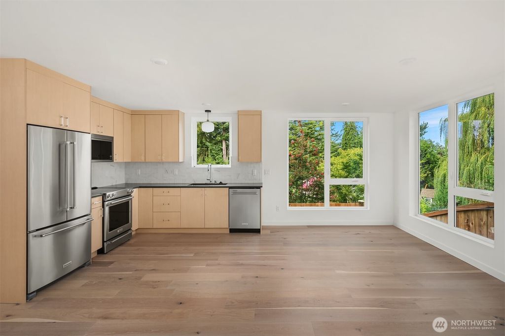 Photo of 2028 NE 123rd Street, Seattle, WA 98125 (MLS # 2424249)