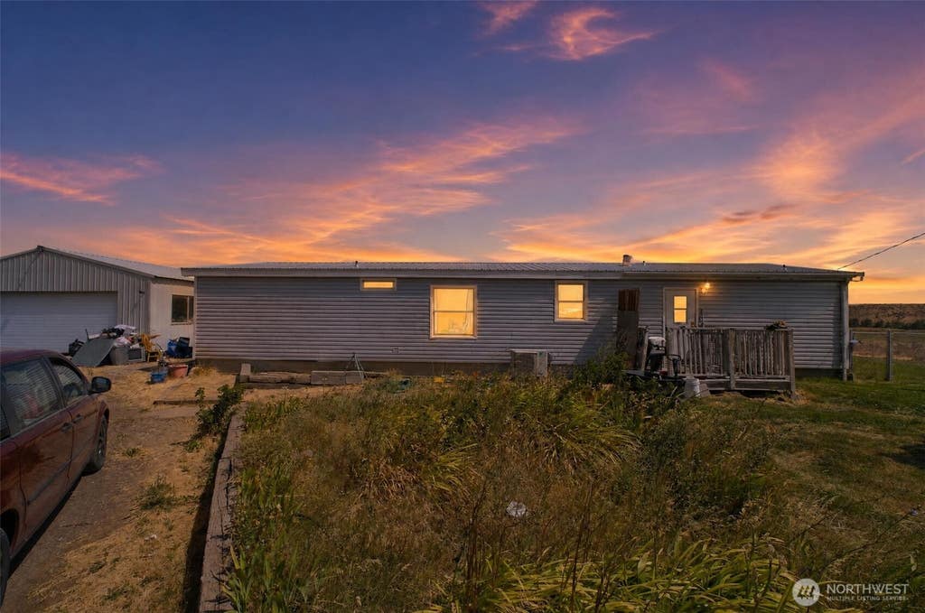 Photo of 6811 Reecer Creek Road, Ellensburg, WA 98926 (MLS # 2562855)