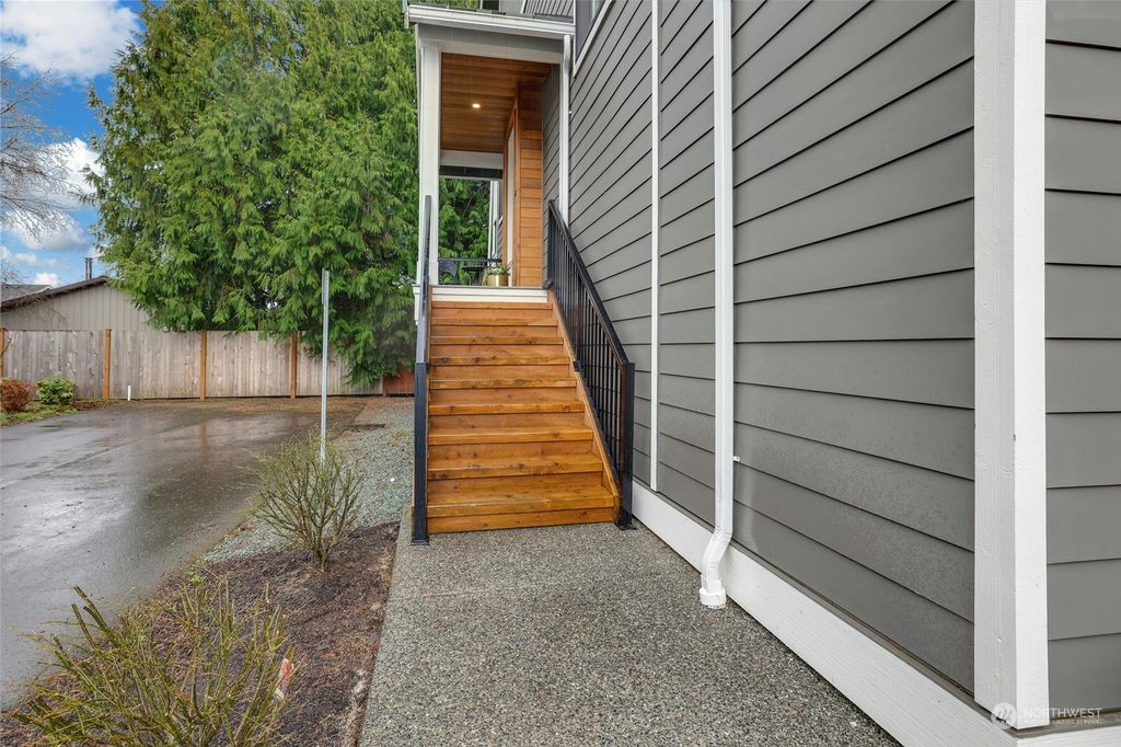 Photo of 195 Countryman Drive, Monroe, WA 98272 (MLS # 2208818)