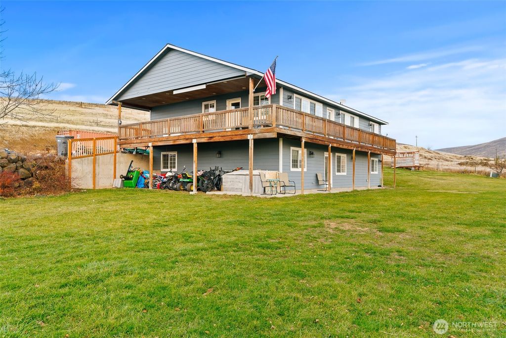 Photo of 733 Pumping Plant Road, Ellensburg, WA 98926 (MLS # 2460355)