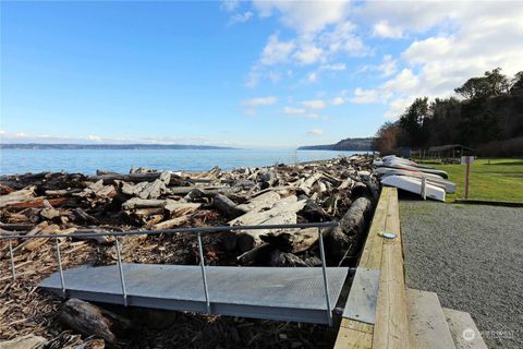 A home in Camano Island